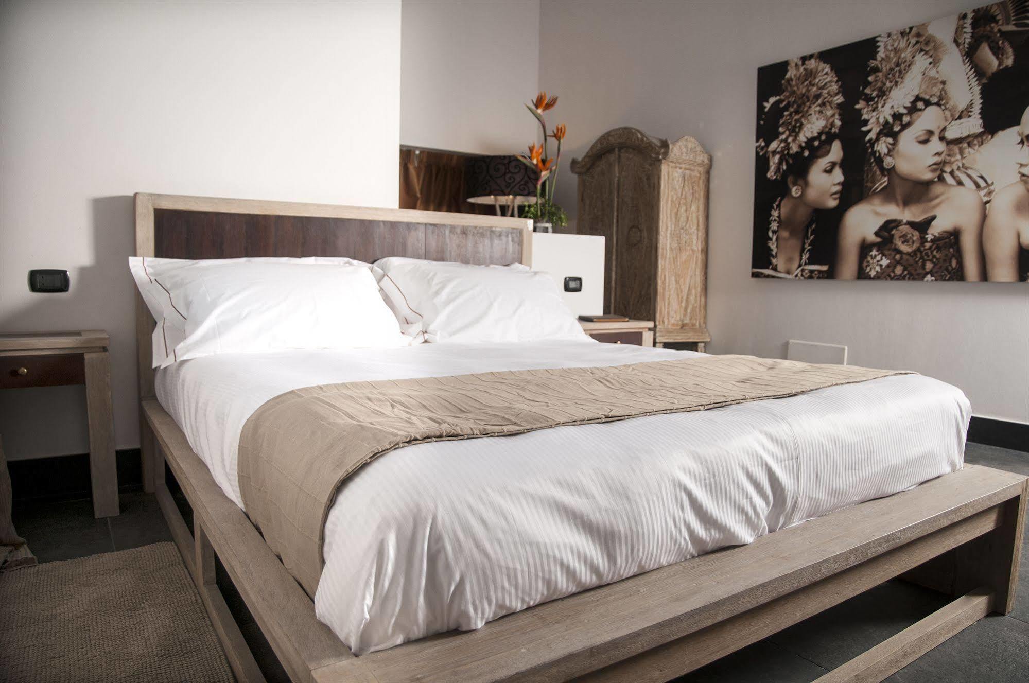 Bed and Breakfast Seven Maze Charming House Барі Екстер'єр фото