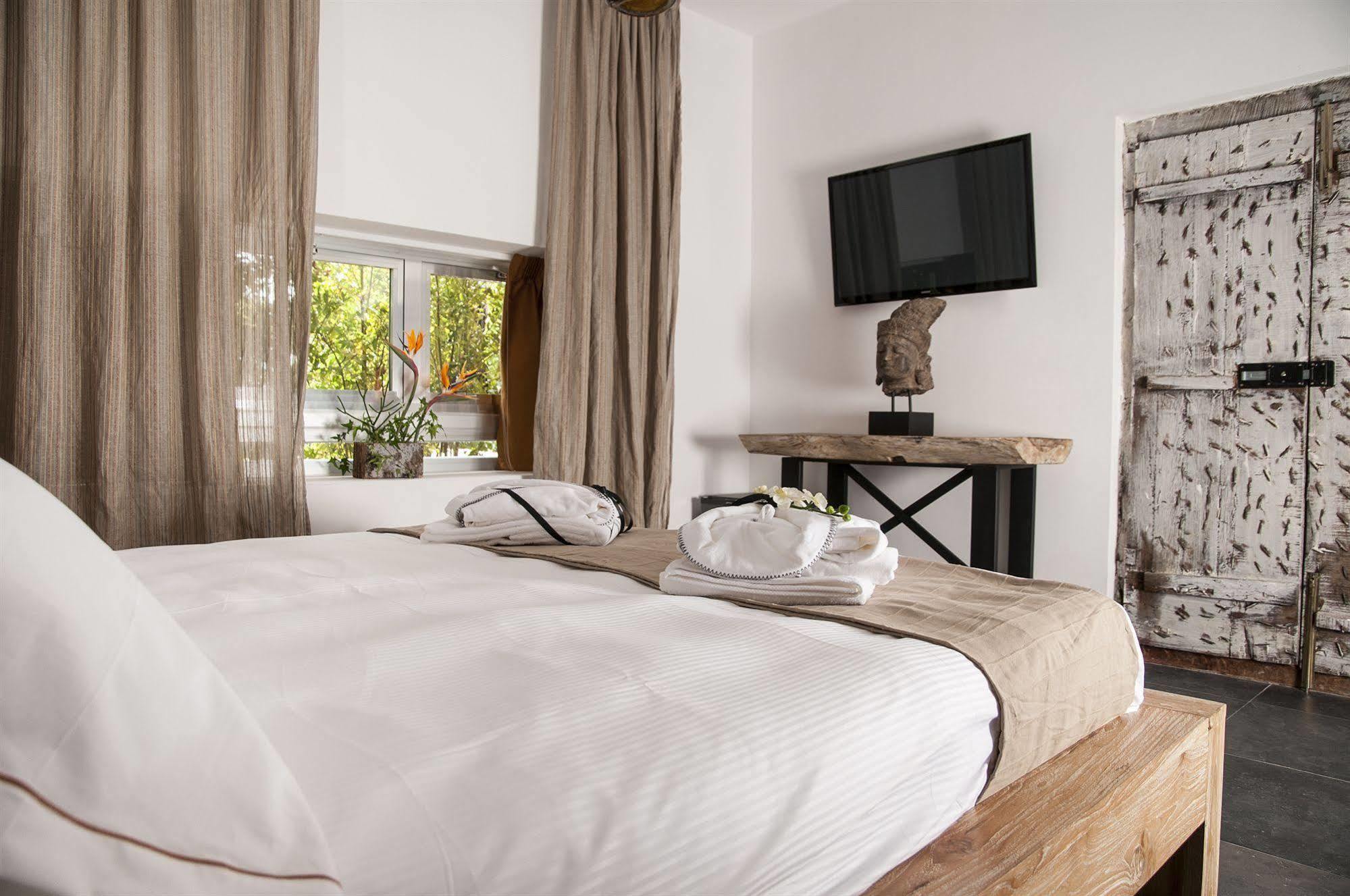Bed and Breakfast Seven Maze Charming House Барі Екстер'єр фото